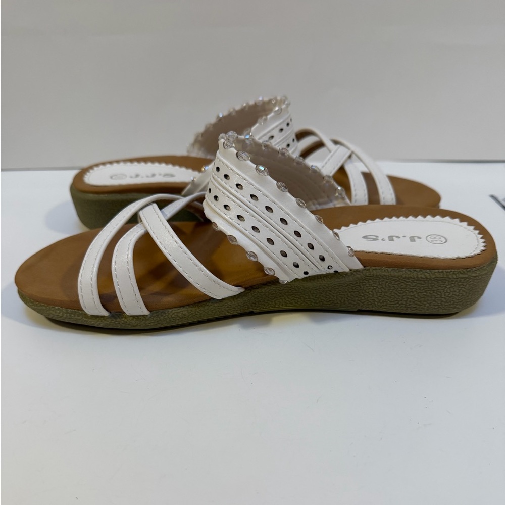 J.J.’s White Slip On Sandals Size 38 EUC